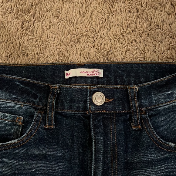 Blue Jean shorts - Picture 2 of 3